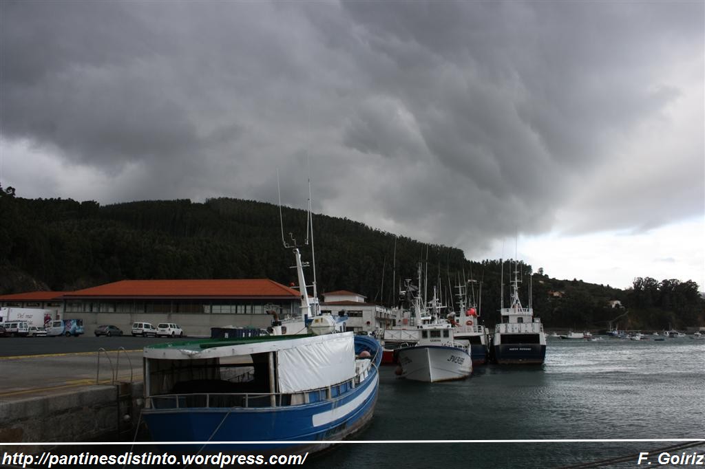 Aviso de tormenta sobre Cedeira - 20-10-2009 - foto F. Goiriz